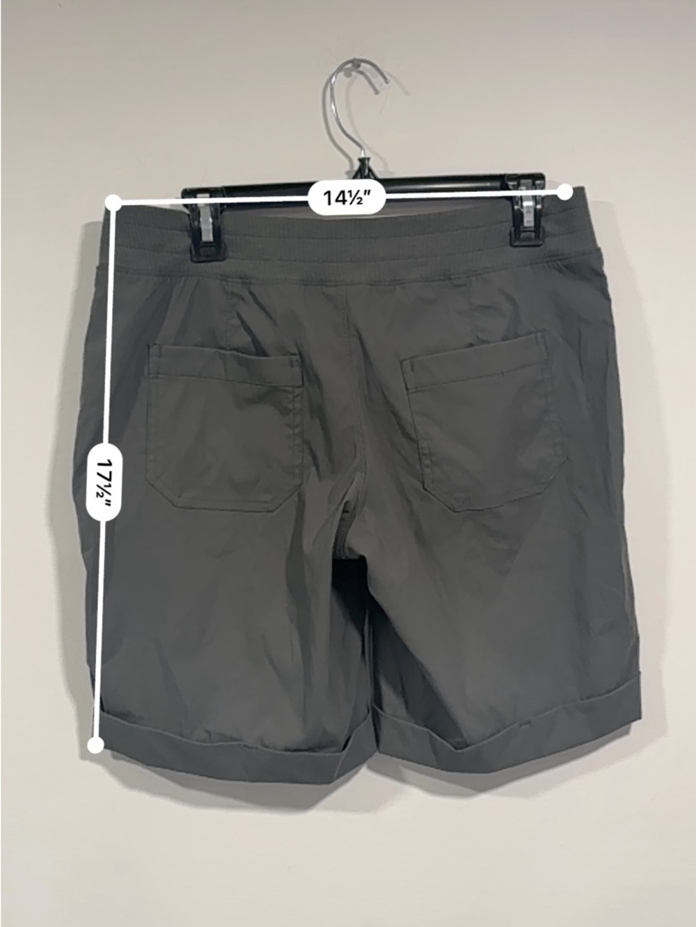 Te Verde Olive Hybrid Shorts with Zipper Pockets - Picture 10 of 10